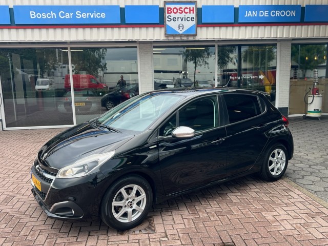 PEUGEOT 208 1.2 URBAN SOUL 5drs Airco / Navi / LMV #STOER, Autobedrijf Jan de Croon b.v., TWELLO
