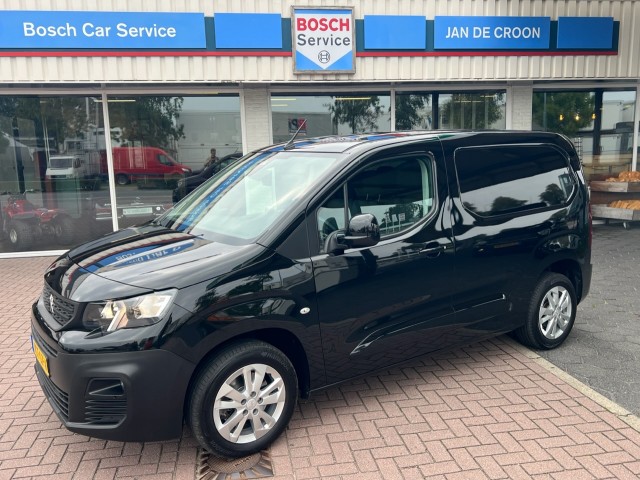 PEUGEOT PARTNER 1.5 BlueHDI Asphalt FULL OPTIONS 1e eig. 3pers AUTOMAAT #NIEUWSTAAT, Autobedrijf Jan de Croon b.v., TWELLO