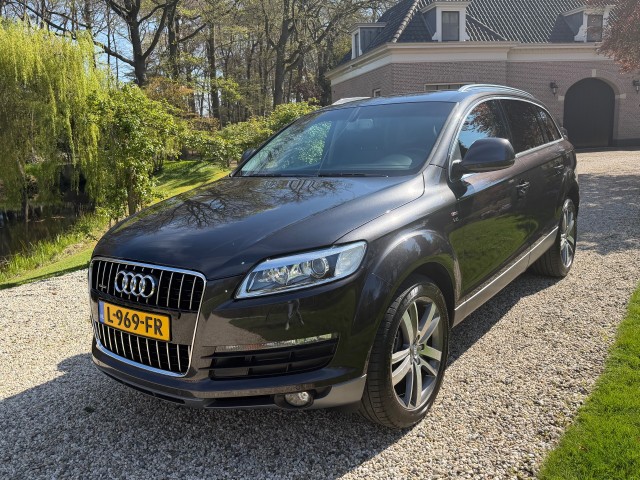 AUDI Q7 4.2 FSI QUATTRO 5+2 Full Options #STOER, Autobedrijf Jan de Croon b.v., TWELLO
