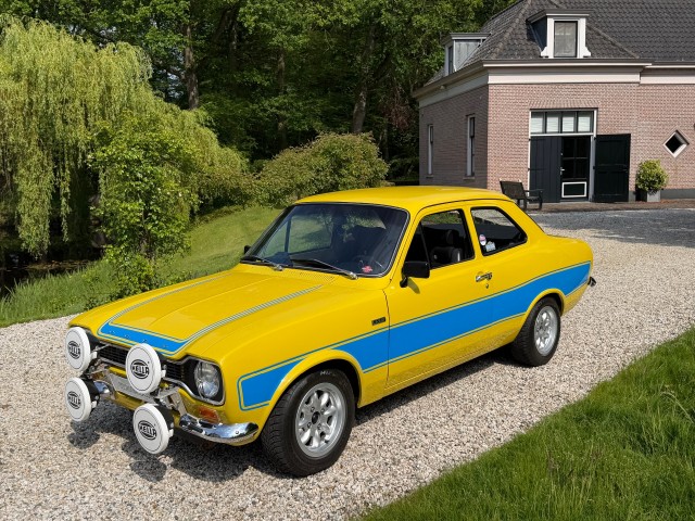 FORD ESCORT