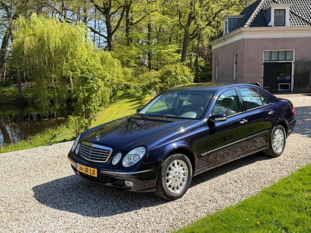 MERCEDES-BENZ E-KLASSE