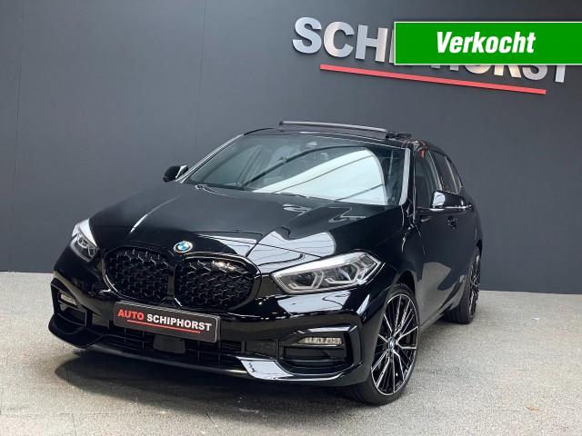 BMW 1-SERIE 118i Sport /Panorama/Head-up/Led/Automaat/camera, Auto-Schiphorst, Almelo