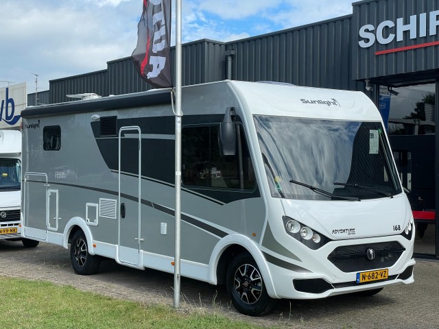 SUNLIGHT interegaal   I68 Adventure Edition 160pk Automaat Airco/fietsrek/tv/camera, Auto-Schiphorst, Almelo