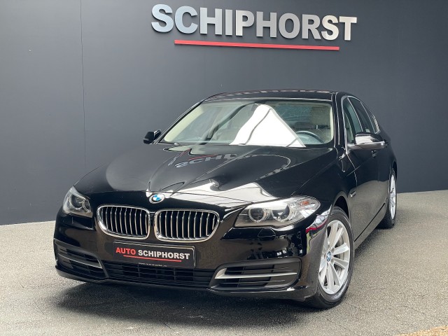 BMW 5-SERIE 520i Executive/key-less/navi professional/nap/, Auto-Schiphorst, Almelo