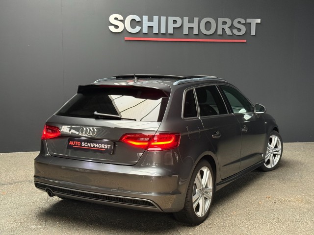 AUDI A3 Sportback/2x S-line/panoramadak/18 inch/elec stoelen, Auto-Schiphorst, Almelo