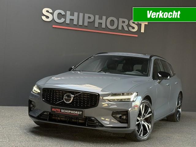 VOLVO V60  B4 Ultimate Dark Panorama/trekhaak/leer/harman kardon Thunder Grey, Auto-Schiphorst, Almelo