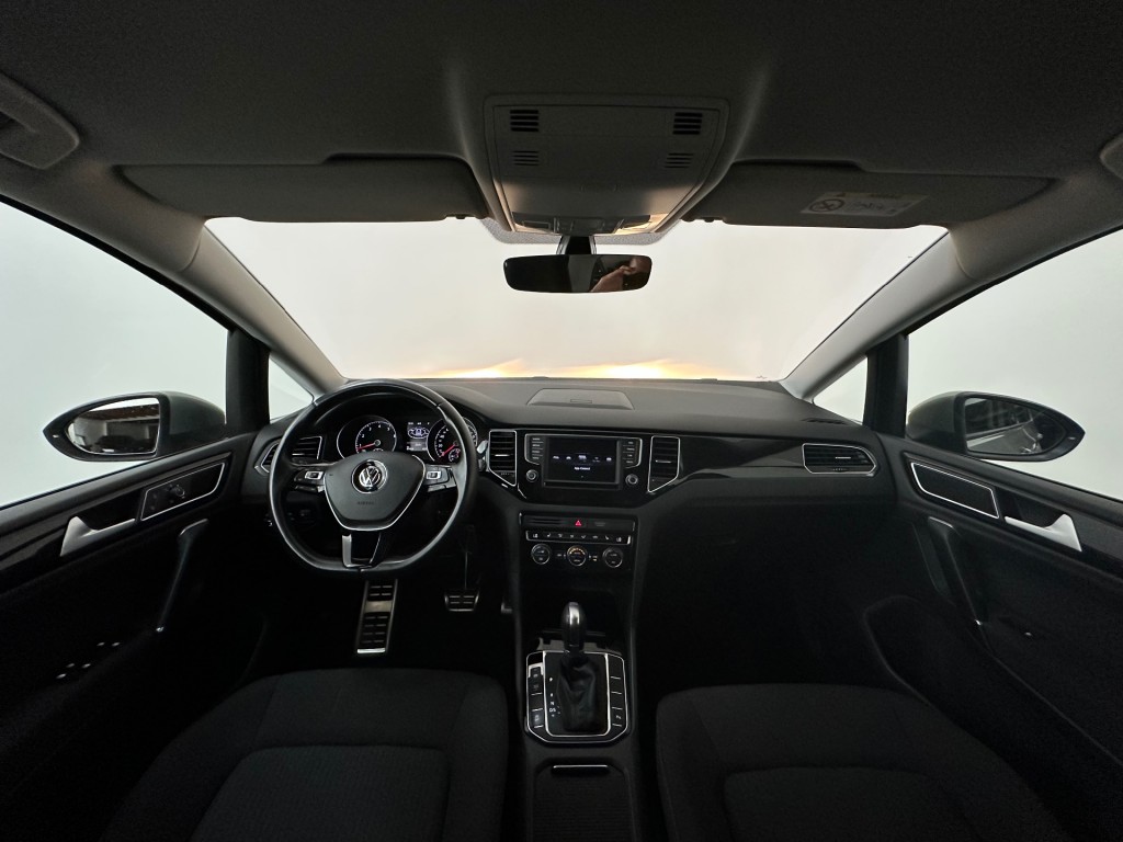 VOLKSWAGEN, GOLF SPORTSVAN