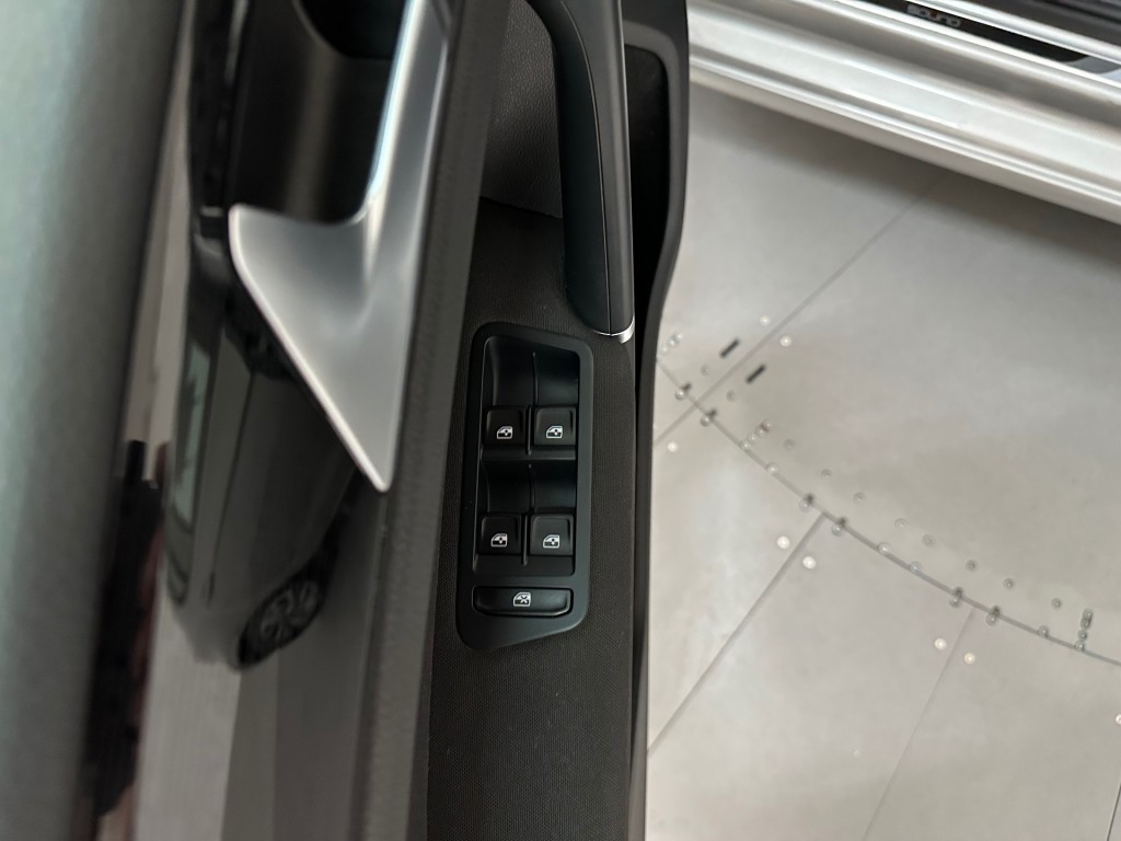 VOLKSWAGEN, GOLF SPORTSVAN