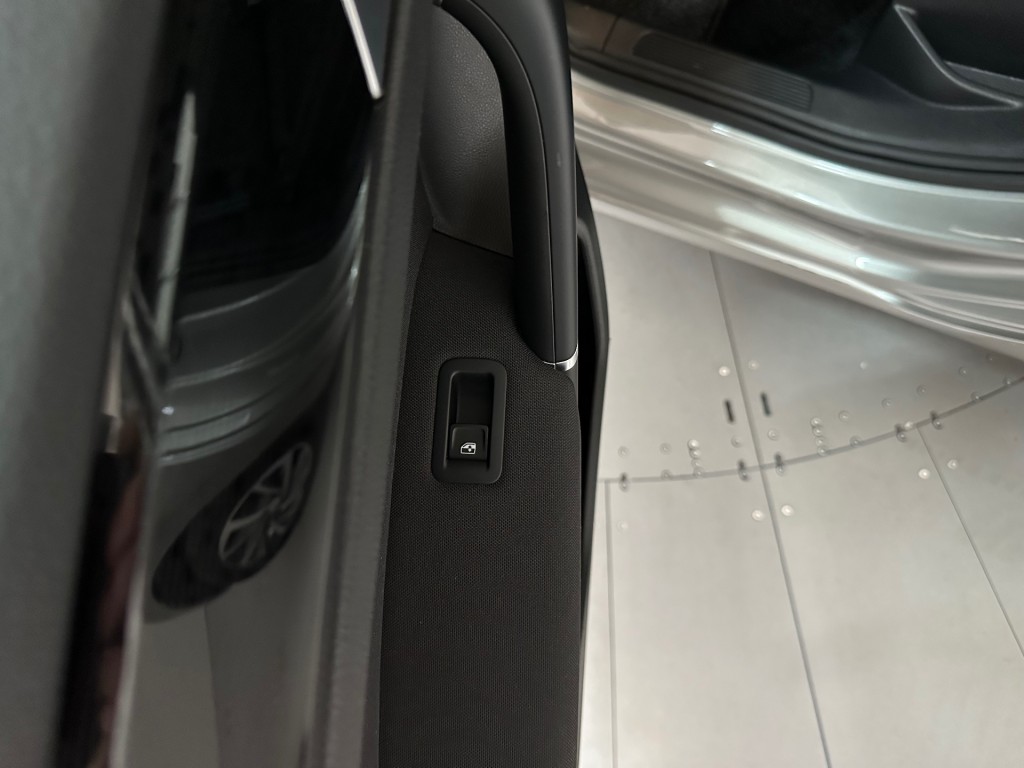 VOLKSWAGEN, GOLF SPORTSVAN