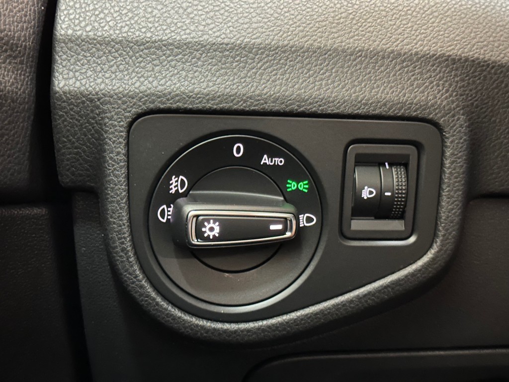 VOLKSWAGEN, GOLF SPORTSVAN