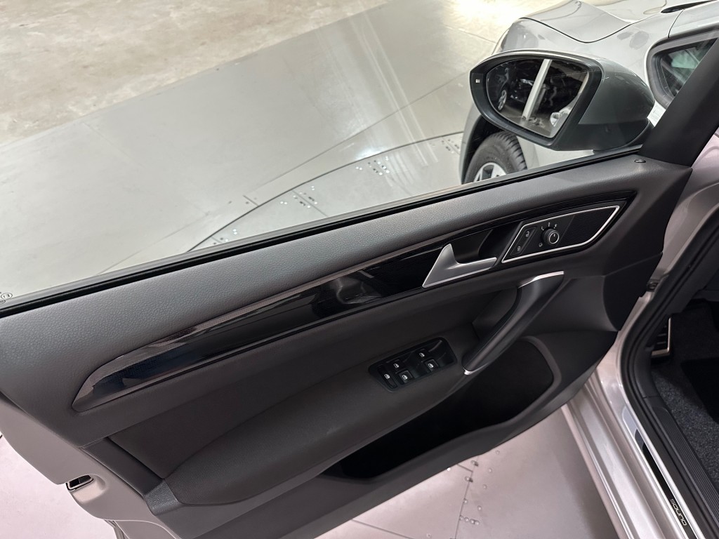 VOLKSWAGEN, GOLF SPORTSVAN