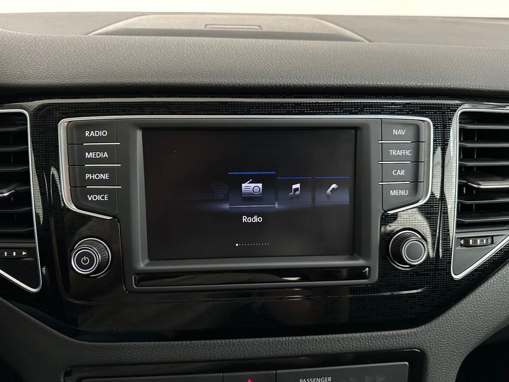VOLKSWAGEN, GOLF SPORTSVAN