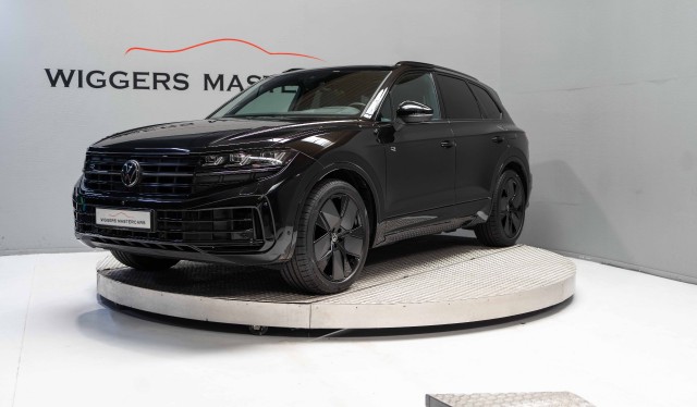 VOLKSWAGEN TOUAREG 462 PK R Panodak, Massage, Trekhaak, Leder, Luchtvering, Wiggers Mastercars B.V., Enschede