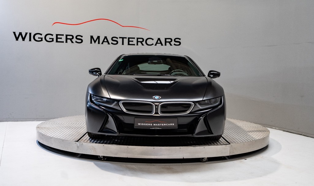 BMW, I8