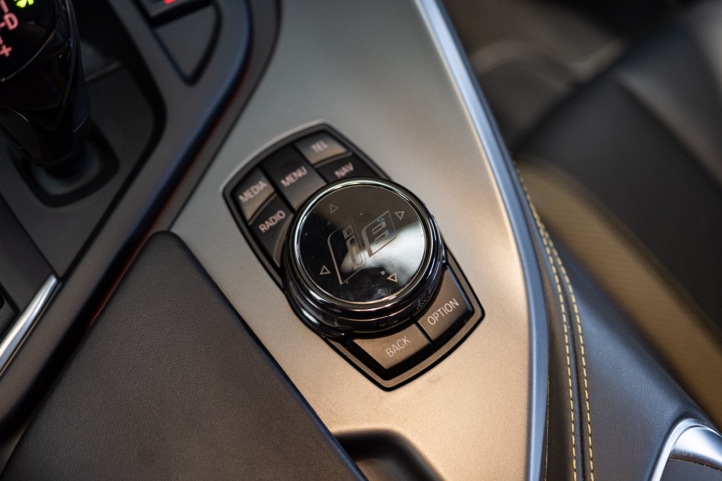 BMW, I8