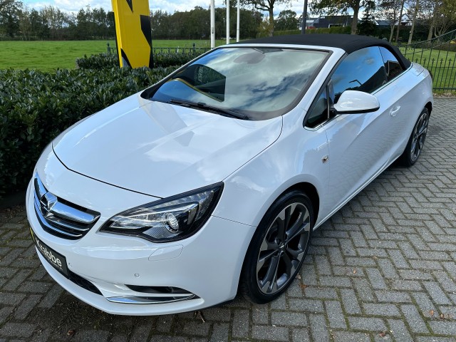 OPEL CASCADA 1.4 Turbo ecoFLEX Cosmo Xenon/ Camera / Winterpakket, Autobedrijf Krabbe, WEERSELO