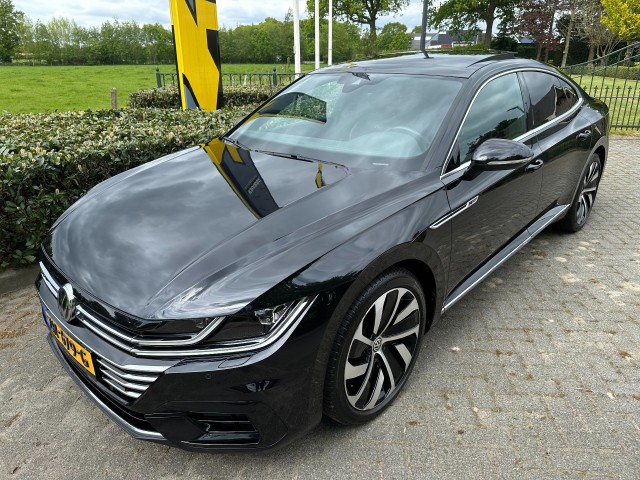 VOLKSWAGEN ARTEON 1.5 TSI DSG7 Business R Pano / Keyless / Virtual, Autobedrijf Krabbe, WEERSELO
