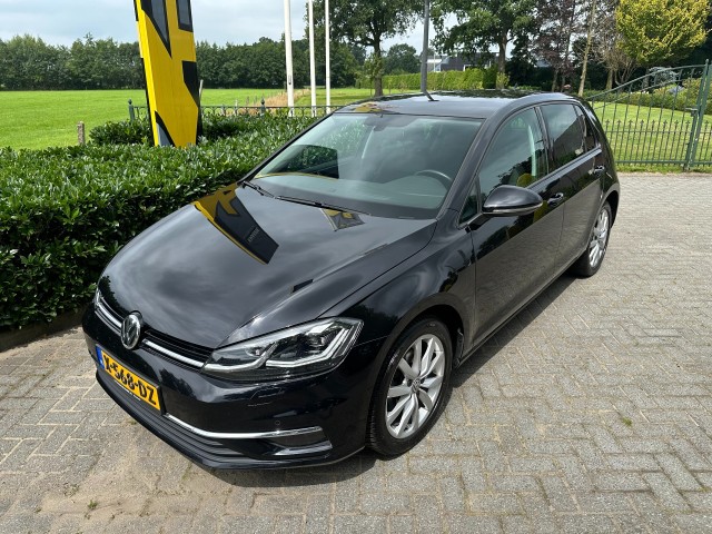 VOLKSWAGEN GOLF 1.5 TSI Highline DSG7 Led / ACC / Winterpakket, Autobedrijf Krabbe, WEERSELO