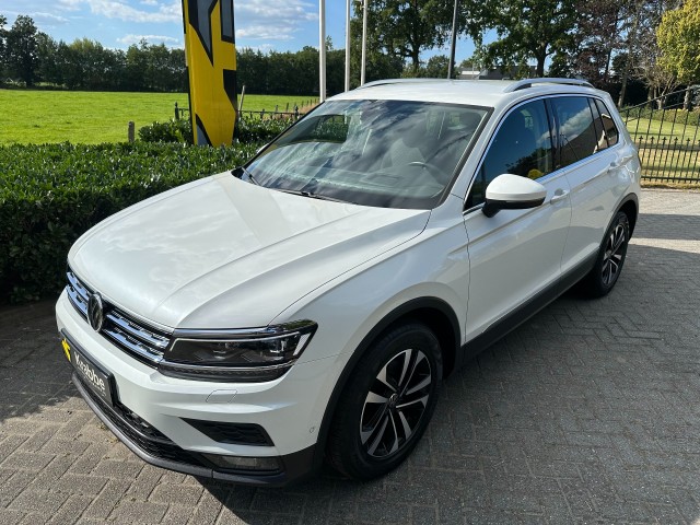 VOLKSWAGEN TIGUAN 1.5 TSI DSG7 Comfortline Virtual / Keyless / Head up, Autobedrijf Krabbe, WEERSELO