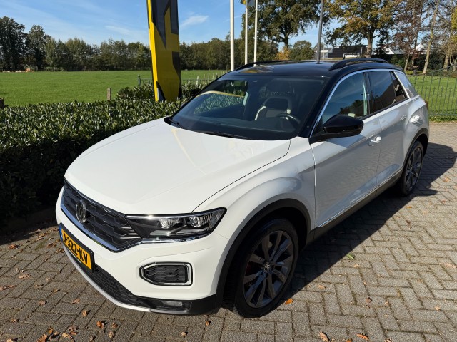 VOLKSWAGEN T-ROC 1.5 TSI DSG7 Sport ACC / Virtual / Carplay, Autobedrijf Krabbe, WEERSELO
