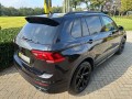 VOLKSWAGEN TIGUAN 1.5 TSI DSG7 R-Line Black Style / Pano / Winterpakket, Autobedrijf Krabbe, WEERSELO