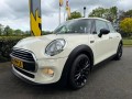 MINI ONE 1.5 One First Pepper PDC / Stoelverwarming, Autobedrijf Krabbe, WEERSELO