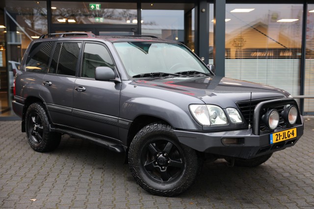 TOYOTA LANDCRUISER 100 4.2 TD EXECUTIVE A/T 5 SITZ MARGE ( BIJTELLINGS VRIENDELIJK ), Lesscher 4WD, Saasveld