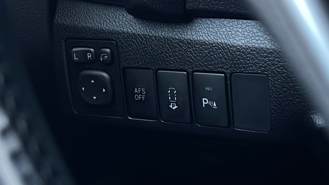 TOYOTA AURIS Hatchback 5 drs