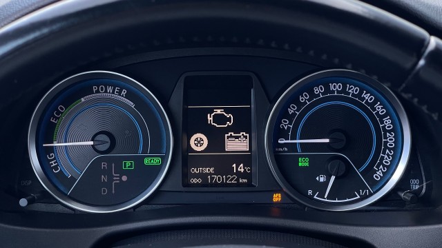 TOYOTA AURIS Hatchback 5 drs