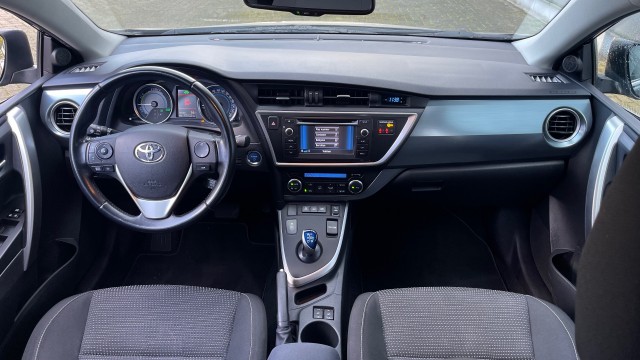 TOYOTA AURIS Hatchback 5 drs
