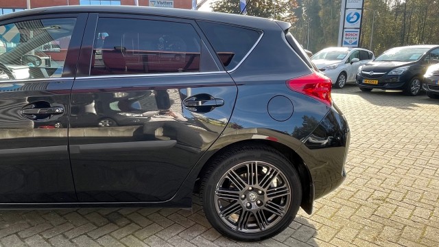 TOYOTA AURIS Hatchback 5 drs