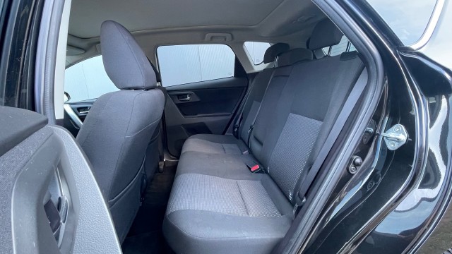 TOYOTA AURIS Hatchback 5 drs