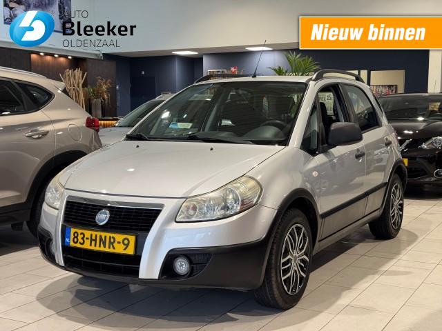 FIAT SEDICI MPV Ruimtewagen 5 drs