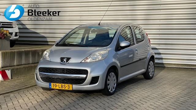 PEUGEOT 107 Hatchback 5 drs