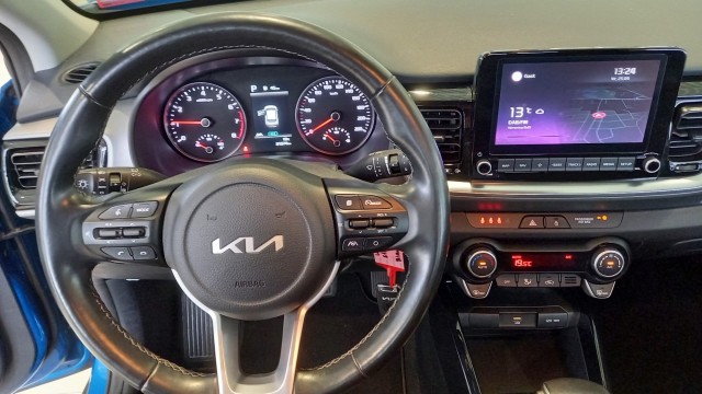 KIA STONIC SUV 5-drs
