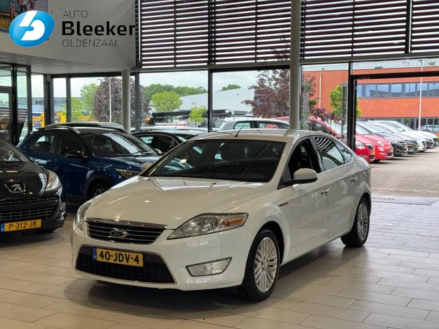 FORD MONDEO Sedan 4 drs