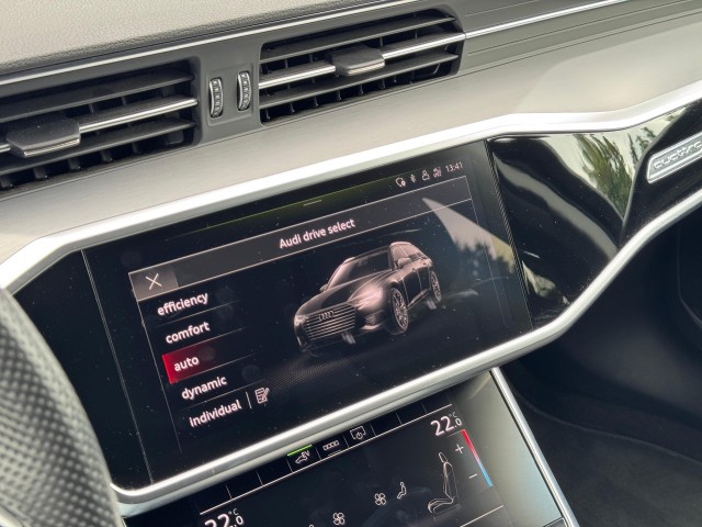 AUDI A6 Stationwagon 5 drs