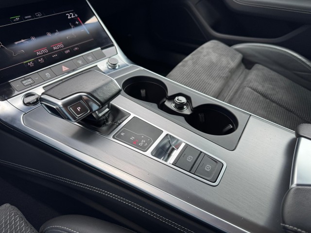 AUDI A6 Stationwagon 5 drs