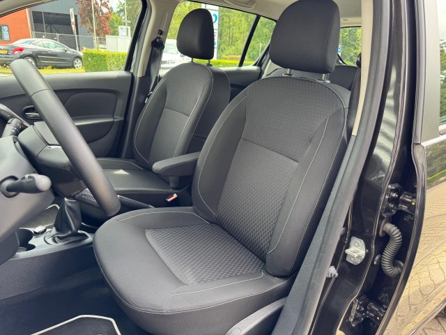 DACIA SANDERO Hatchback 5 drs