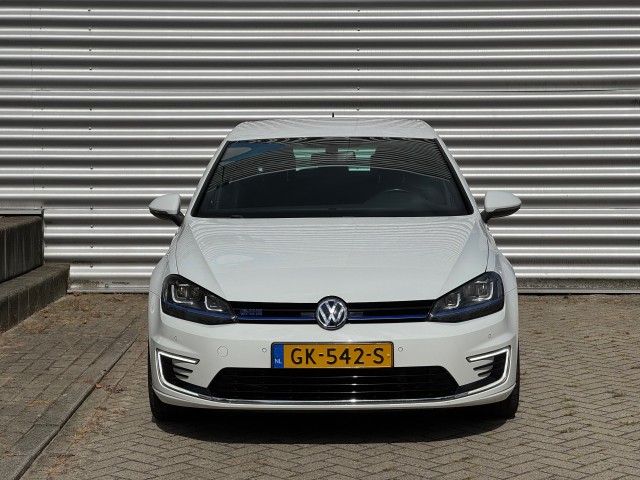 VOLKSWAGEN GOLF Hatchback 5 drs