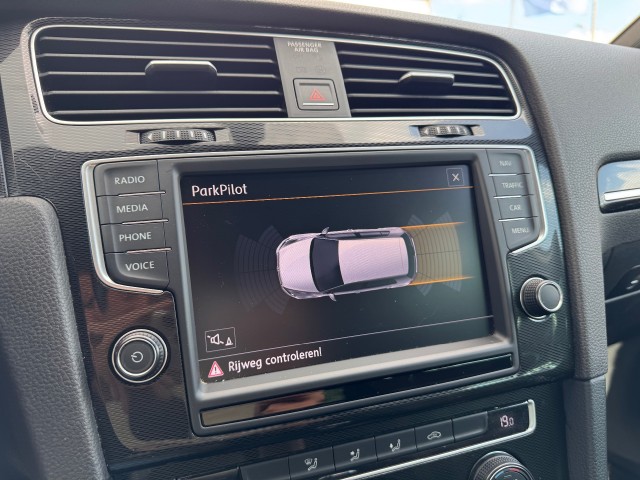 VOLKSWAGEN GOLF Hatchback 5 drs