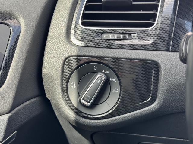 VOLKSWAGEN GOLF Hatchback 5 drs