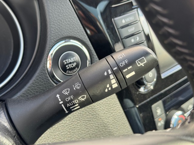 NISSAN QASHQAI SUV 5-drs