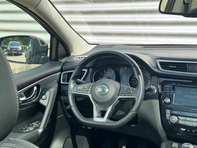 NISSAN QASHQAI SUV 5-drs