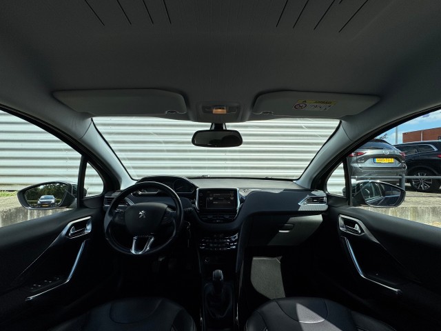 PEUGEOT 2008 SUV 5-drs