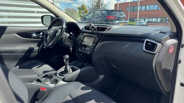NISSAN QASHQAI SUV 5-drs