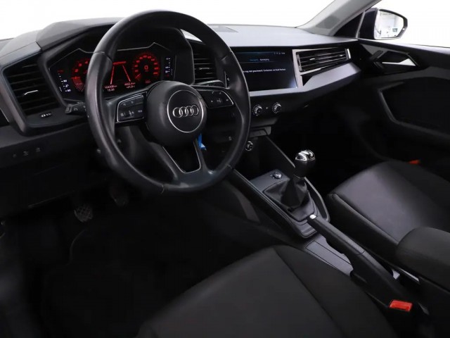 AUDI A1 Hatchback 5 drs