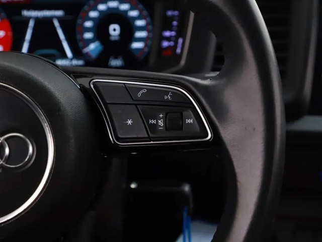 AUDI A1 Hatchback 5 drs