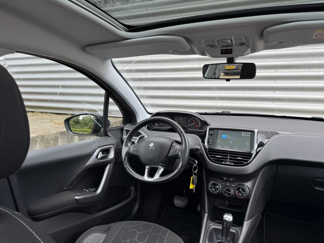 PEUGEOT 2008 SUV 5-drs