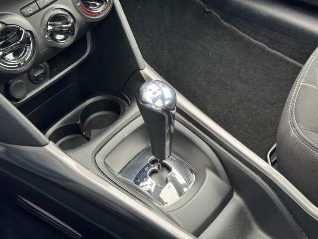 PEUGEOT 2008 SUV 5-drs